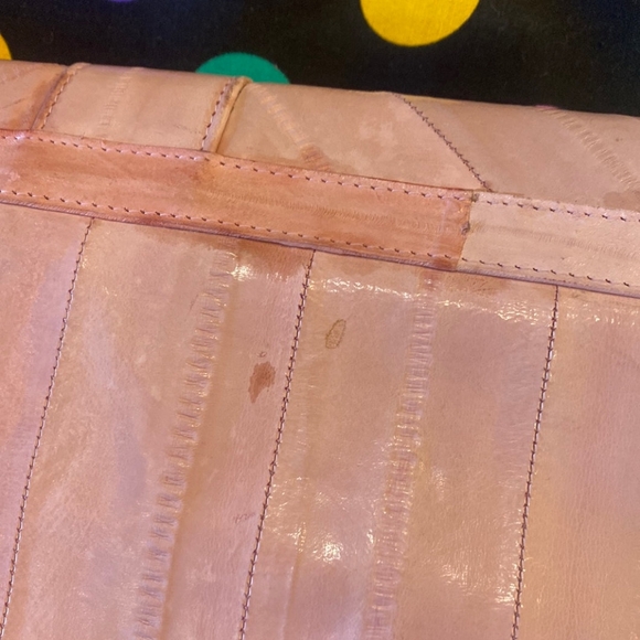 Vintage Pink Eel Skin Leather Purse - Picture 3 of 9